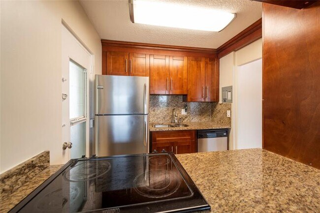 Foto del edificio - 2555 NE 11th St