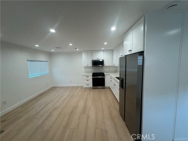 Foto del edificio - 8203 Greenbush Ave