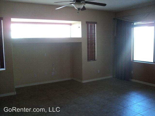 Building Photo - 17442 W Evans Dr