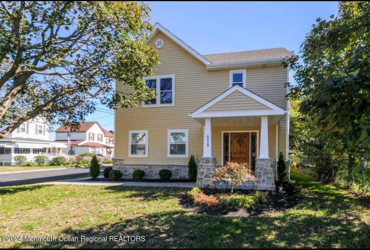 Primary Photo - 515 Sairs Ave