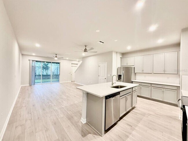 Foto del edificio - 1156 Crk Vly Ct