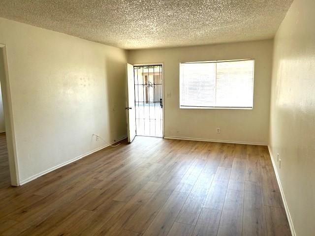 Foto del edificio - 240 S Juanita St