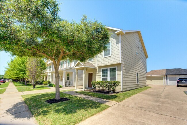 Foto del edificio - 16726 Mammoth Springs Dr