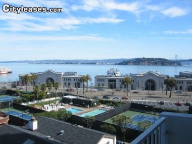 Building Photo - 815 Davis St