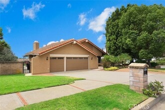 Building Photo - 9513 Sunflower St