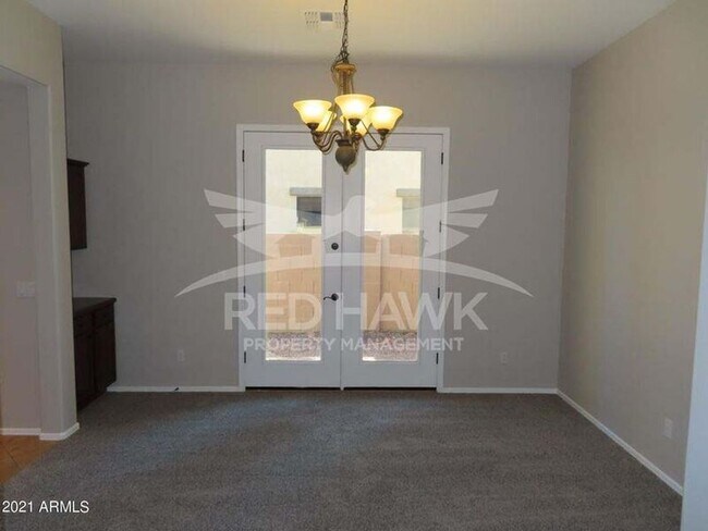 Foto del edificio - 15422 W Montecito Ave
