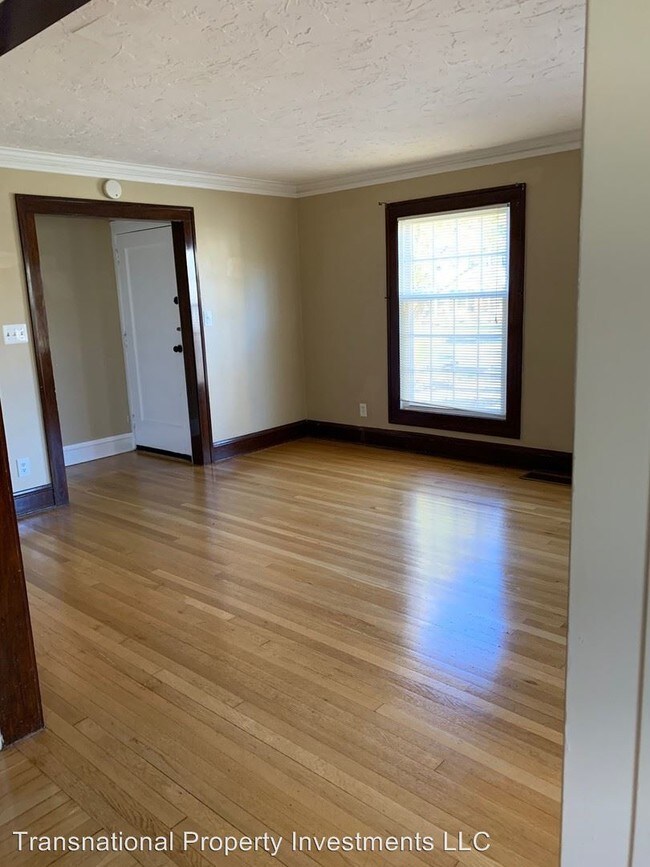 3561 Ingleside Rd, Shaker Heights, OH 44122 Room for Rent in Shaker