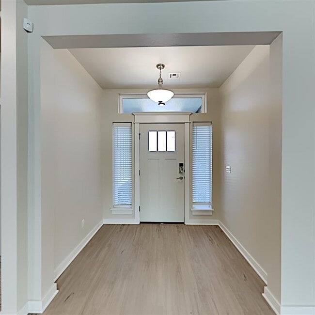 Building Photo - 9904 Glover River Dr