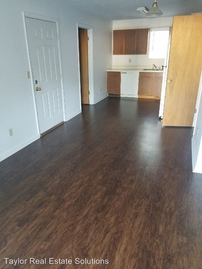 415 Ladiga St SE, Jacksonville, AL 36265 Condo for Rent in