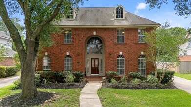 Building Photo - 3214 Richland Dr