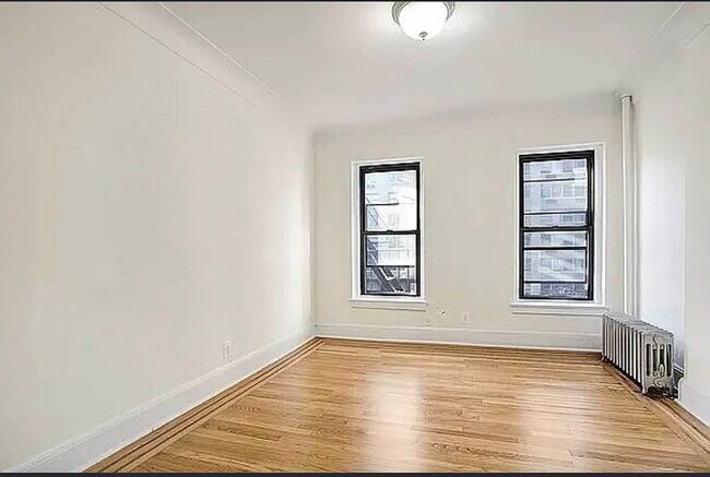 Foto del edificio - 1606 1st Ave