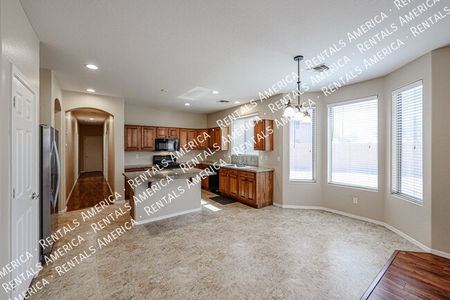 Building Photo - 6974 S Scott Dr