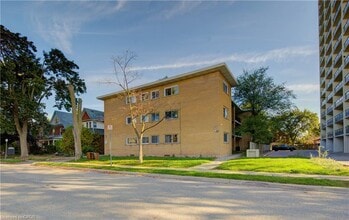 Building Photo - 50 Gordon Av