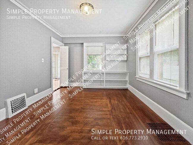 Foto del edificio - 1040 Alger St SE