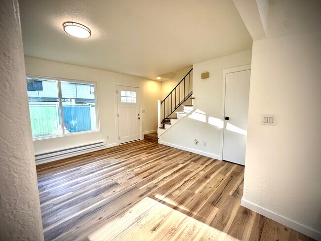 Foto del edificio - 640 5th Ave S