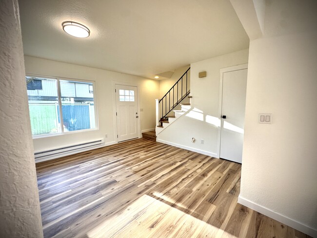 Photo - 640 5th Ave S Apartment