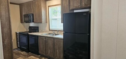 Building Photo - 100 Orchid Dr