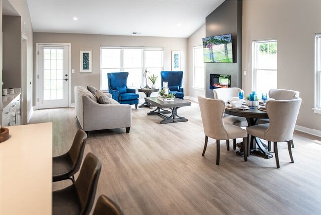 Foto del edificio - 600 Championship Dr