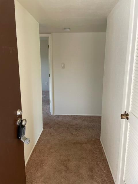 Foto del edificio - 937 Country Club Dr SE