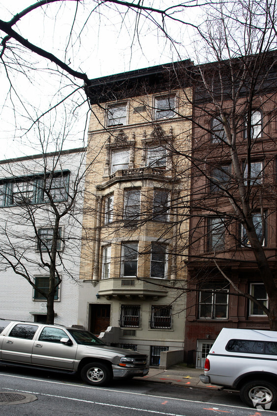 Primary Photo - 148 West 77th Street