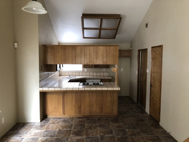 Foto del edificio - 2330 N Bradley St