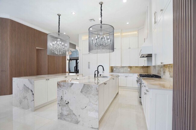 Building Photo - 17725 Circle Pond Ct
