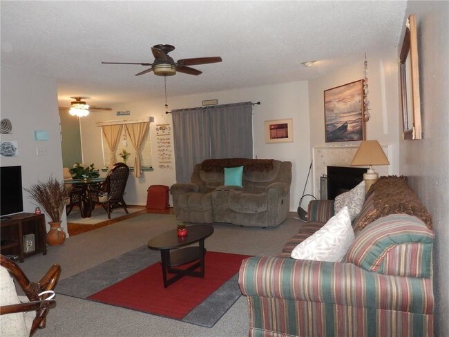 Building Photo - 15425 Fortuna Bay Dr
