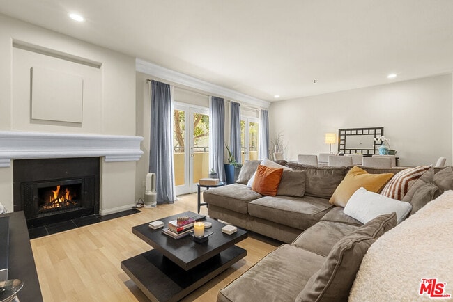 Foto del edificio - 12011 Goshen Ave