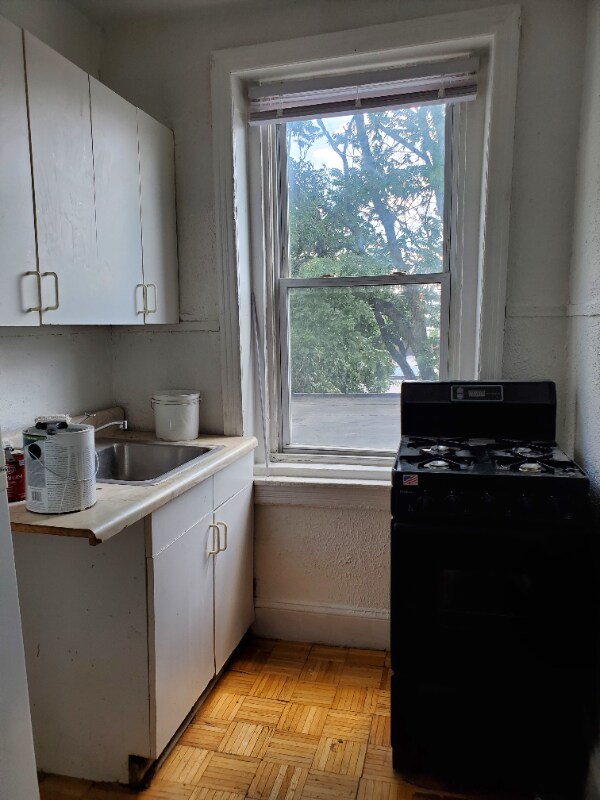 250 Apsley St, Philadelphia, PA 19144 Room for Rent in Philadelphia