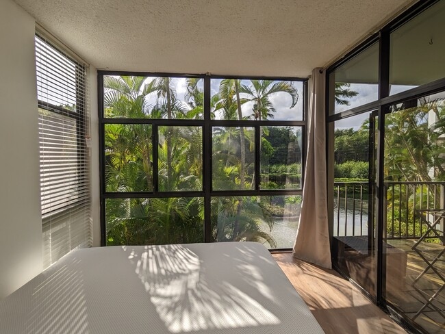 Building Photo - 1030 Aoloa Pl