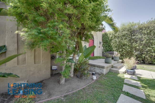 Building Photo - 815 S Highland-1B