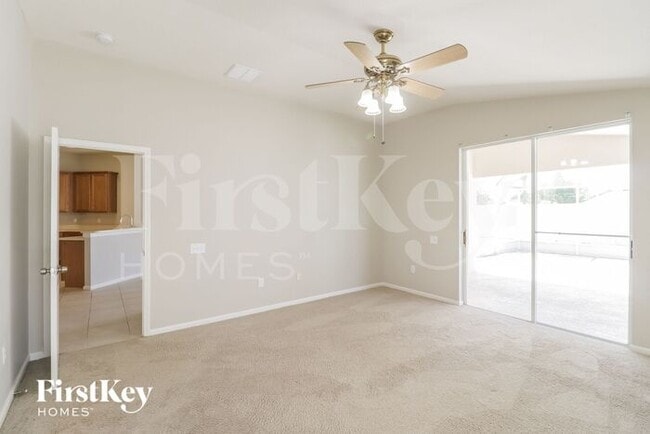 Building Photo - 25808 Risen Star Dr