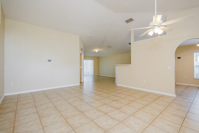 Building Photo - 5201 Silver Thistle Ln