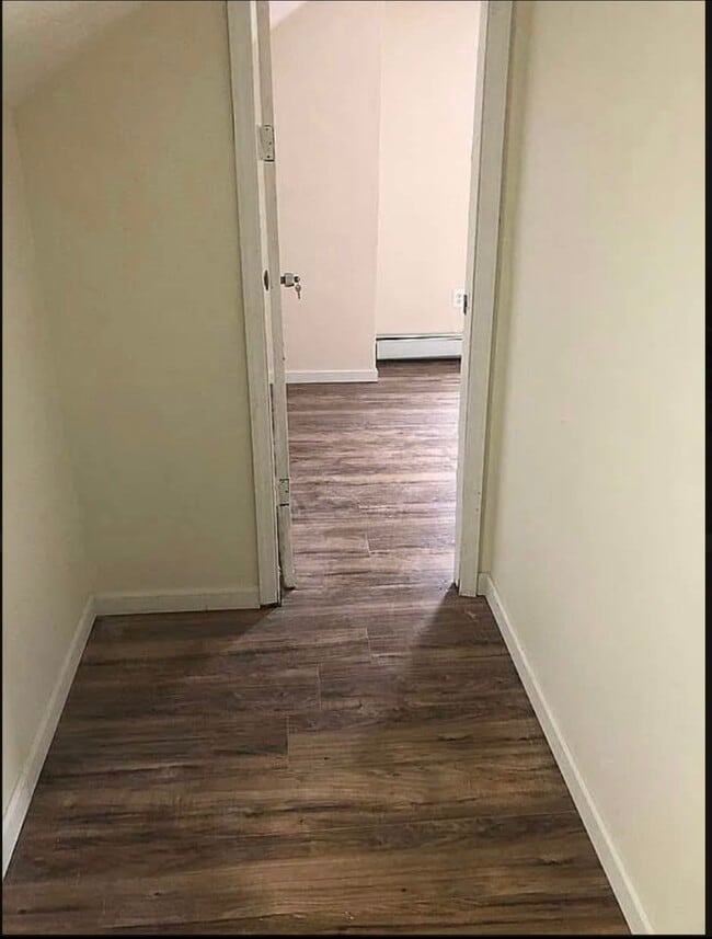 Building Photo - 173 Slater St