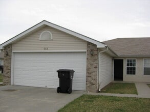 Building Photo - 538-540 Lamont Dr