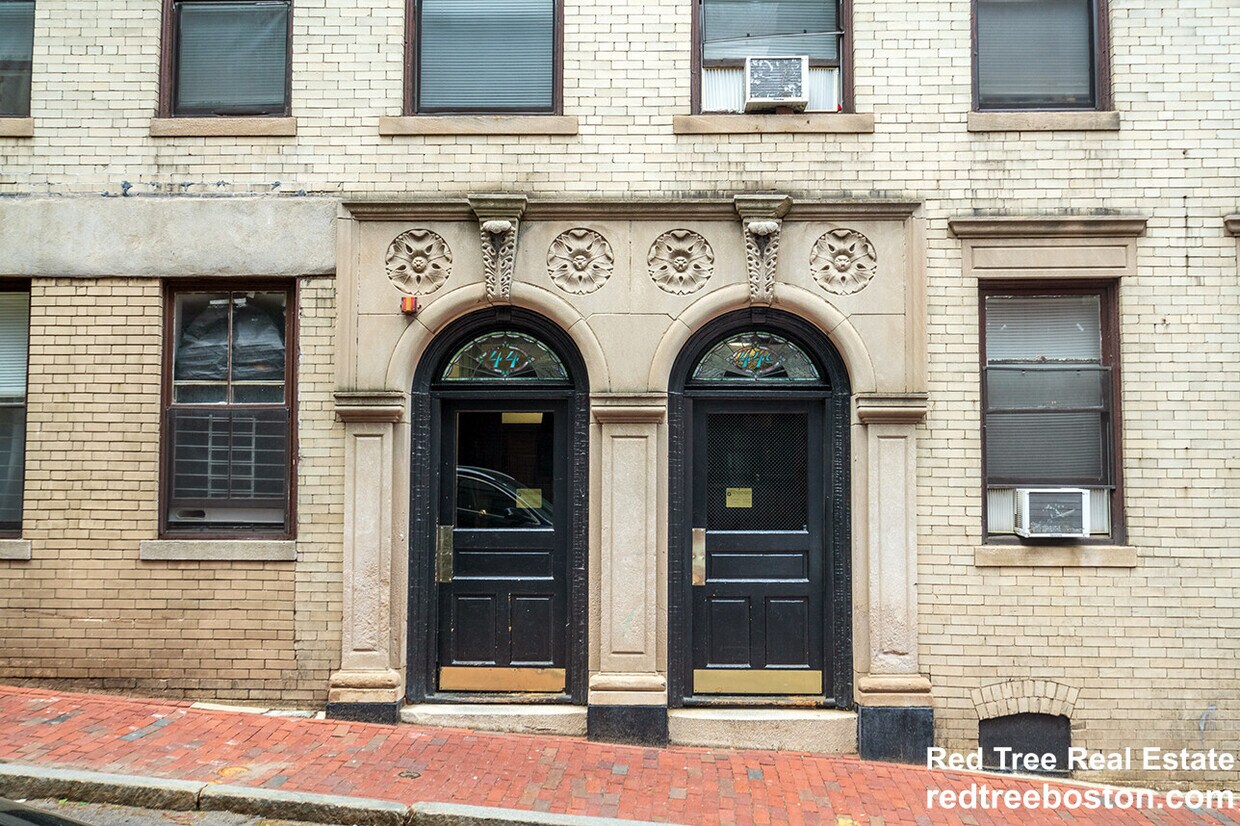 Foto del edificio - 44A Joy St. Unit 3