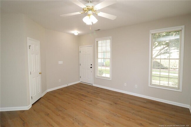 Foto del edificio - 2812 Kudrow Ln