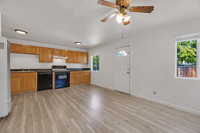Foto del edificio - 4067 Vineyard Ave