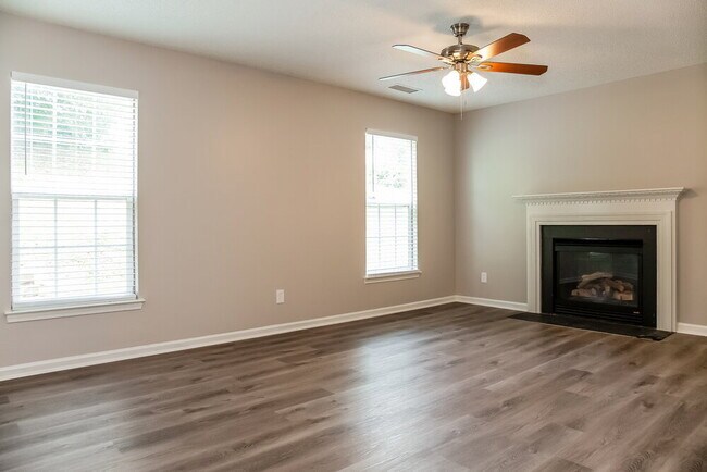 Building Photo - 10316 Gold Pan Rd