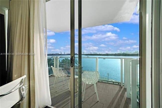 Photo - 1100 West Ave Apartment