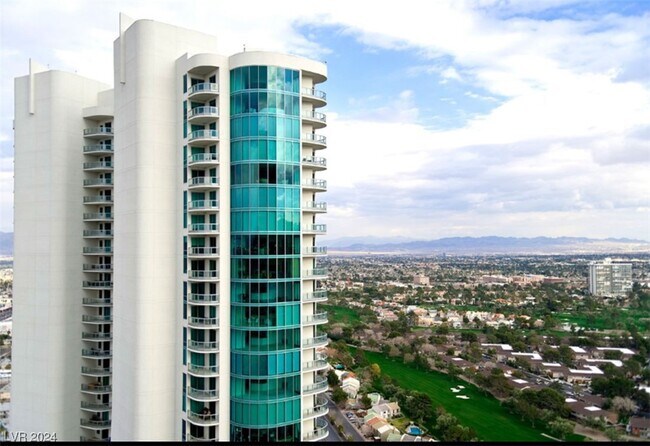 Foto del edificio - 322 Karen Ave