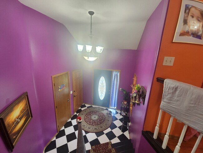 Foto del edificio - 5bd 3ba Available in Eastern Sioux falls