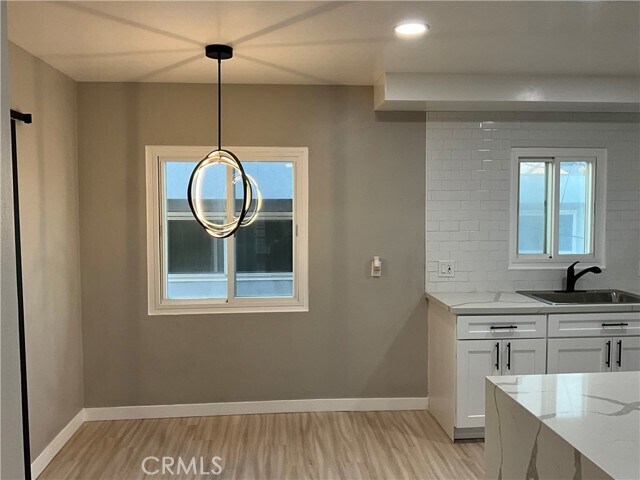 Foto del edificio - 725 Larch St