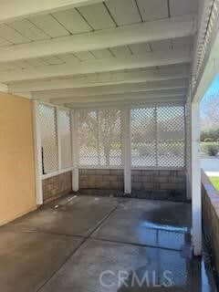 Building Photo - 11518 Oak St