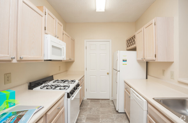 2HAB, 2BA - 1,237 ft² - St. Andrews Apartment Homes