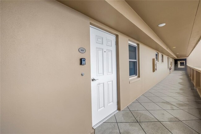 Building Photo - 5200 Brittany Dr S