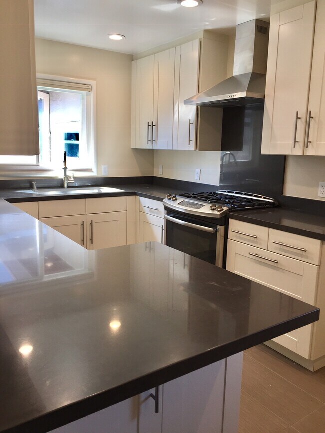 Foto del edificio - 1239 Tilia St