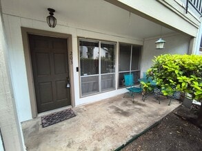 Building Photo - 6910 Hart Ln