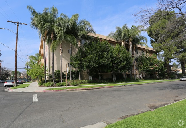 Building Photo - Valley Spring Apartments