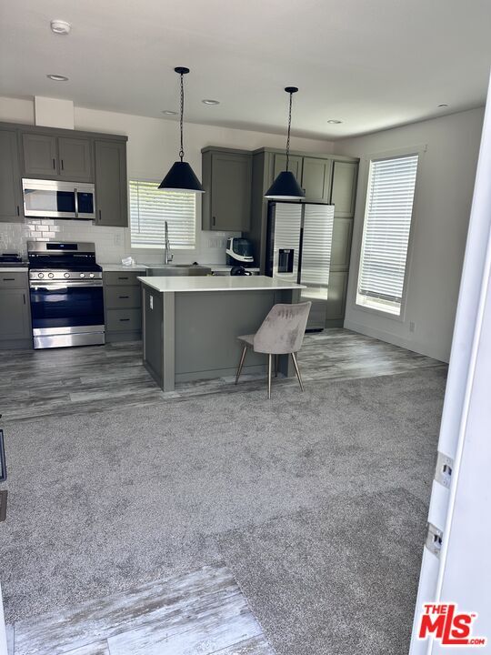 Foto del edificio - 1924 N Marengo Ave